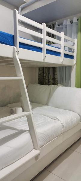 Green Residences Taft Avenue 1BR by darpm